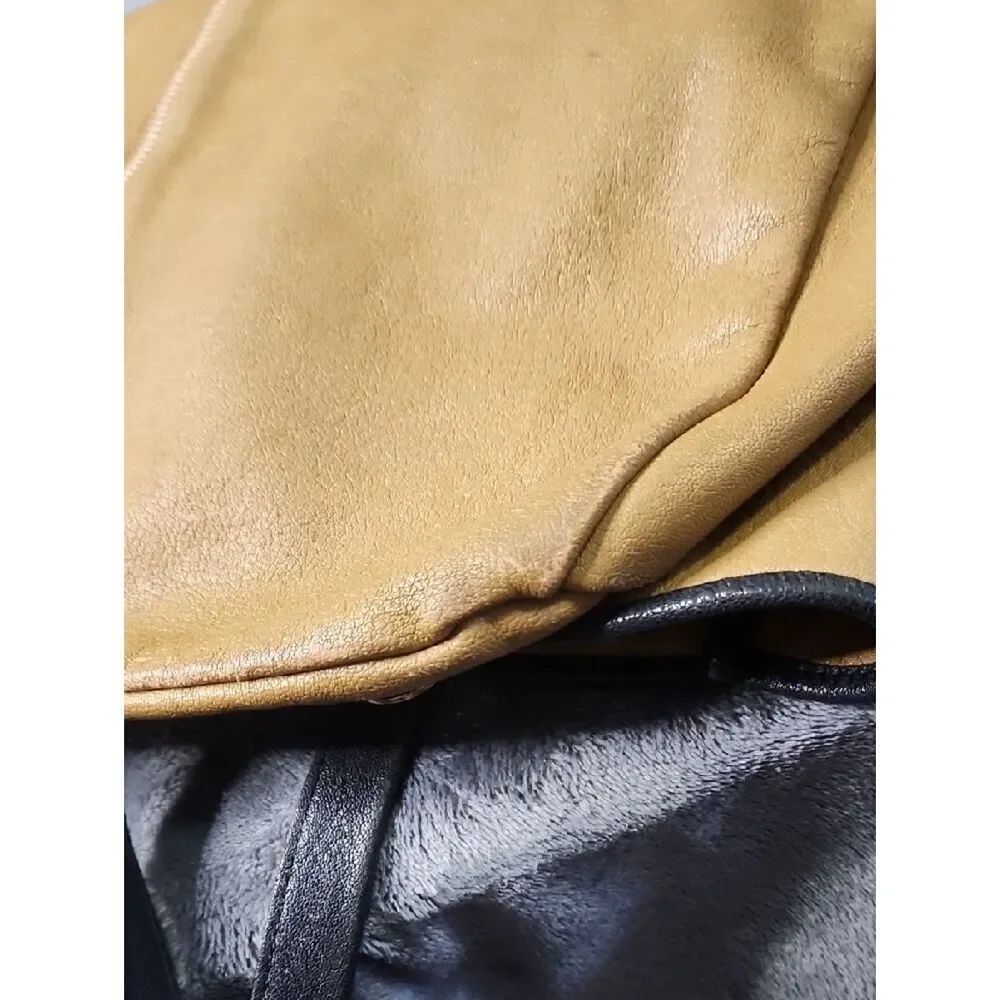 Chloe Leather Tote Two-Way with COA - Picture 6 of 12